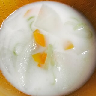 豆乳風味の中華風スープ☆